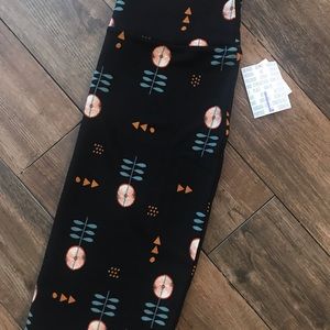 LulaRoe Cassie Large NWT